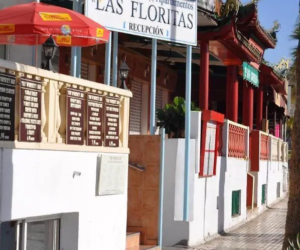 Penthouse Ar Okeana Skatu 아파트 아로나