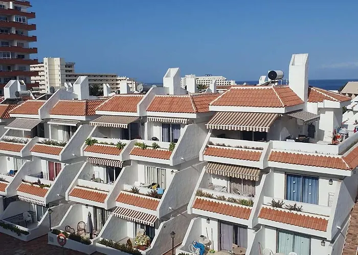 Penthouse Ar Okeana Skatu 아로나