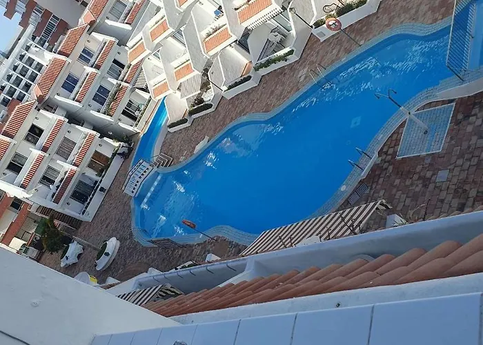 Penthouse Ar Okeana Skatu 아파트 *