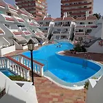 Penthouse Ar Okeana Skatu 아파트