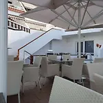 Penthouse Ar Okeana Skatu 아파트 *