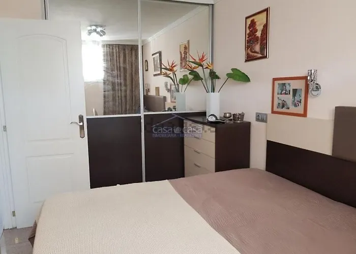 公寓 Penthouse Ar Okeana Skatu 阿罗纳