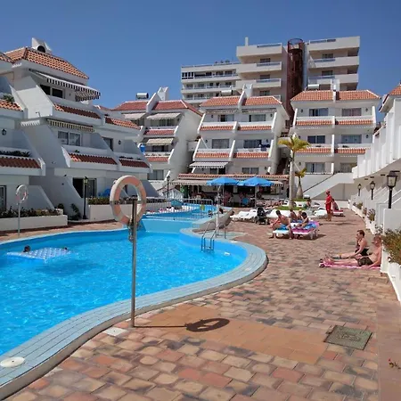 Penthouse Ar Okeana Skatu * Arona