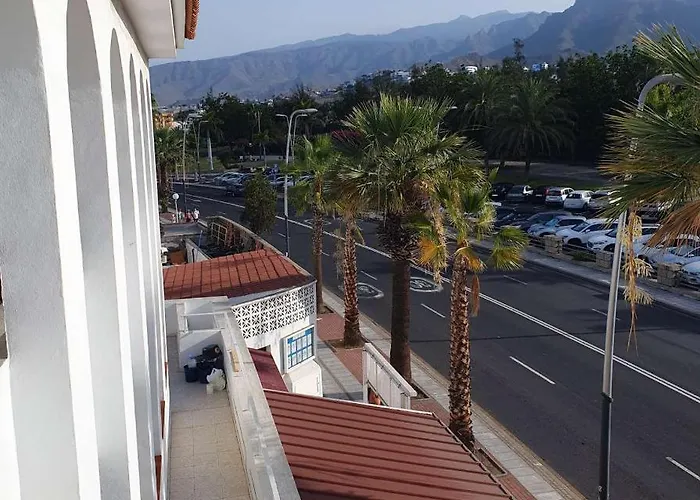 Penthouse Ar Okeana Skatu * Arona